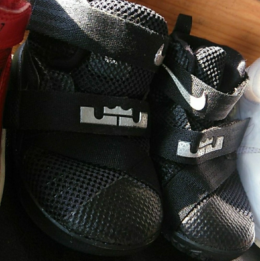 Nike LeBron shoes